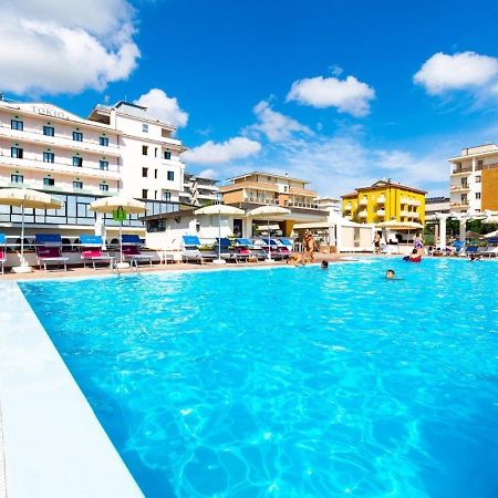 Hotel Tokio Village - Azzurro Club Lido Di Savio Luaran gambar