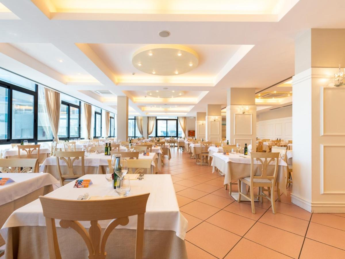 Hotel Tokio Village - Azzurro Club Lido Di Savio Luaran gambar