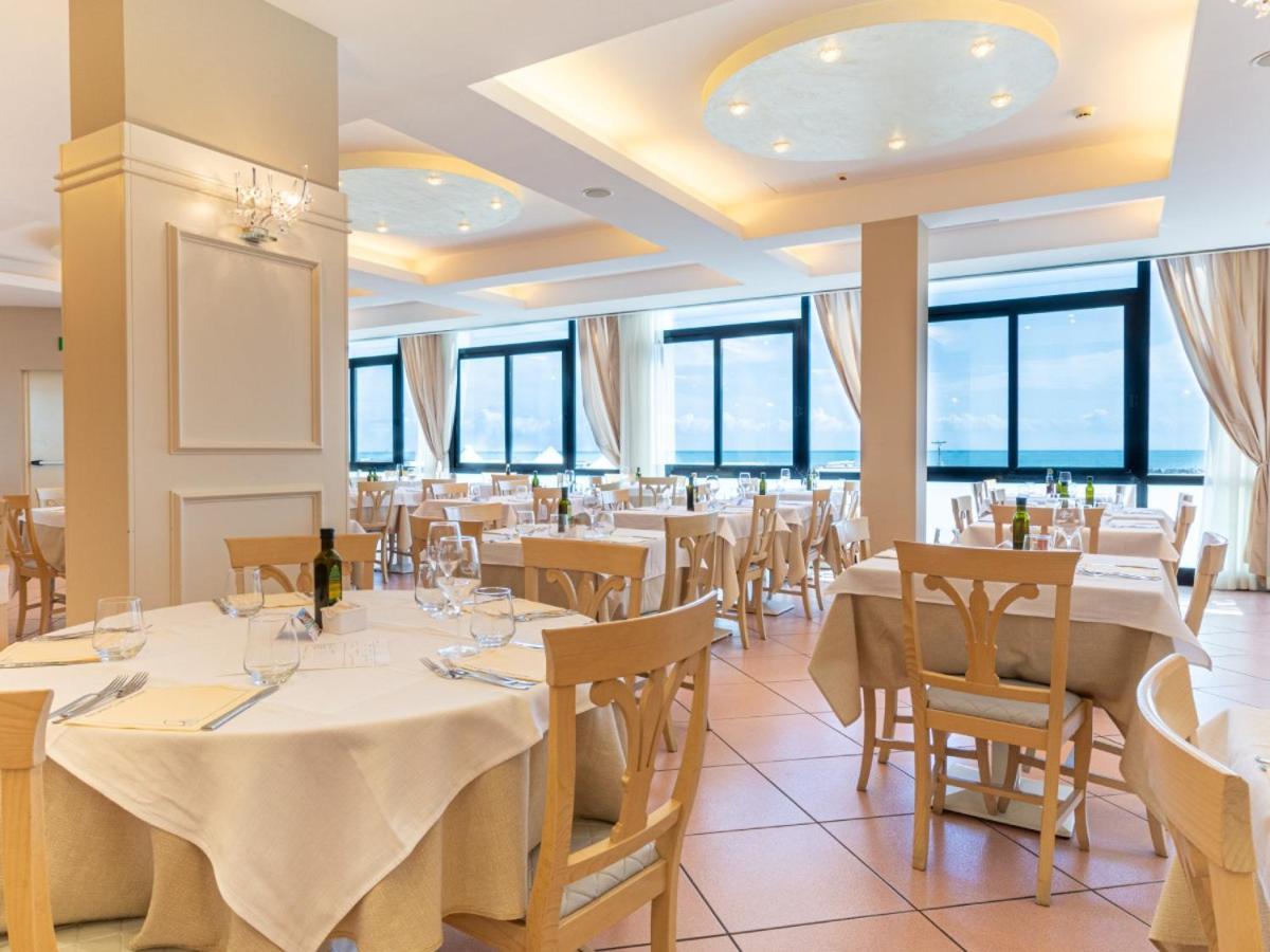 Hotel Tokio Village - Azzurro Club Lido Di Savio Luaran gambar